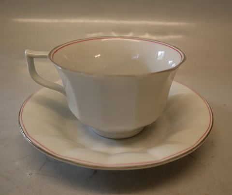 Palace 8500-1536 Kop og underkop (081-082)
  (Palads) Kongelig Dansk Kantet Porcelæn