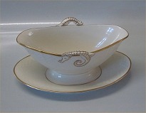 Bing & Grondahl Elsa tray no 364